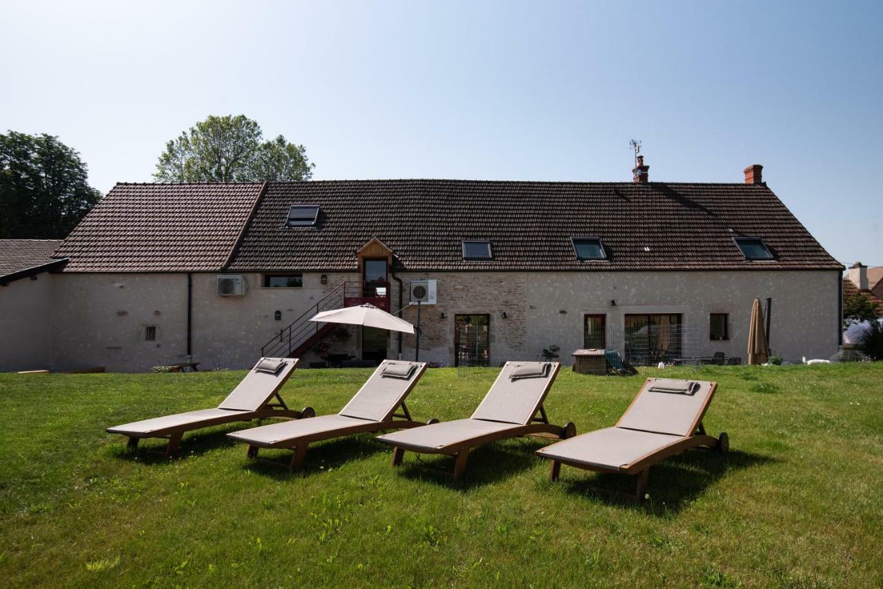 Gite 1er Cru - La Loubertine Saint-Loup-Geanges Extérieur photo